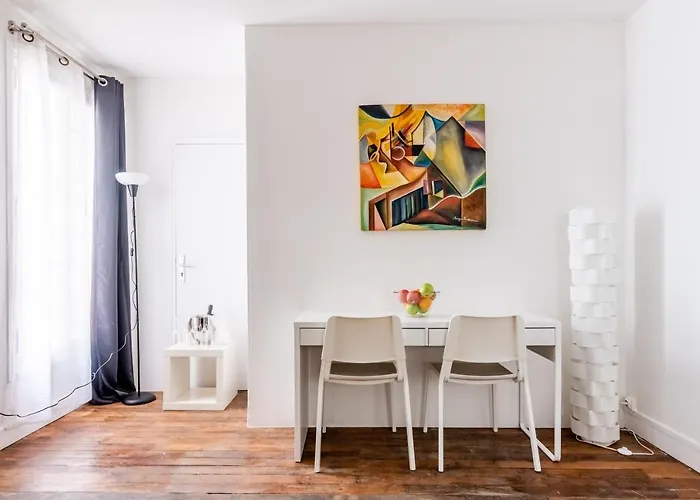 Appartement Triplex Magenta Quest Parijs