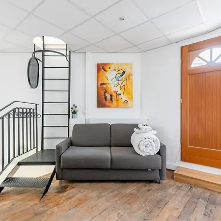 Triplex Magenta Quest Apartment Paris